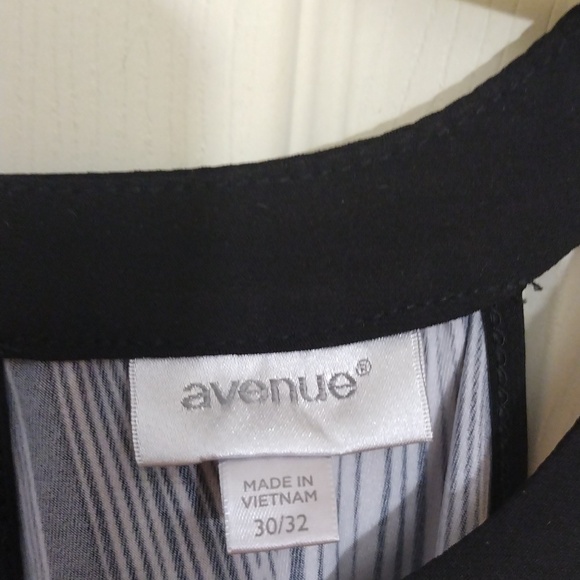 Avenue sleeveless A-trapeeze black/white beige print poly-blend dress size 30/32 - Picture 5 of 8